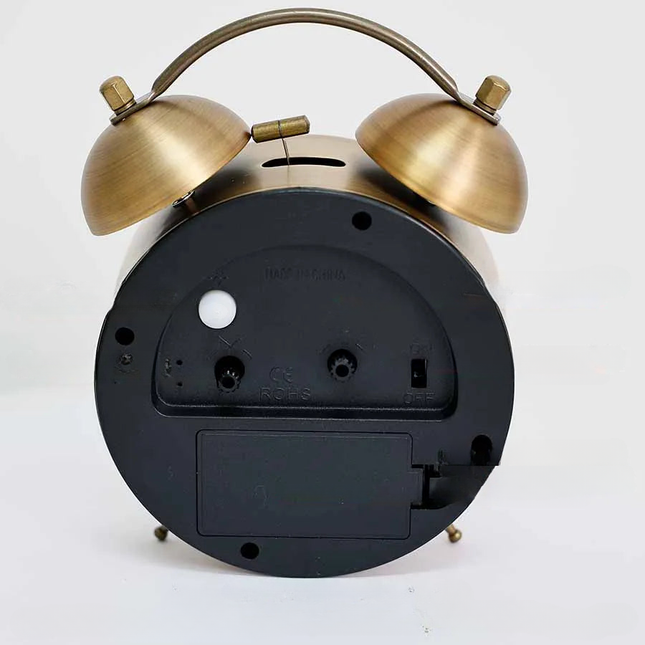 Vintage wekker op batterijen bronskleurig