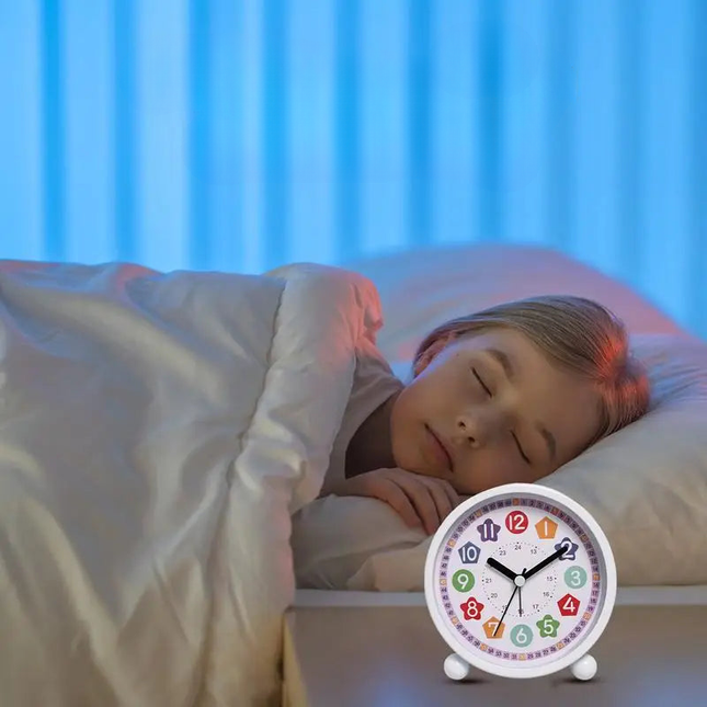 Educatieve kinderwekker om klok te leren