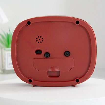 Analoge wekker met grote duidelijke cijfers