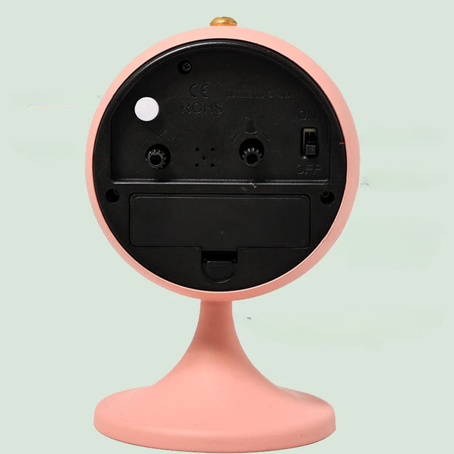 Witte vintage wekker op voet