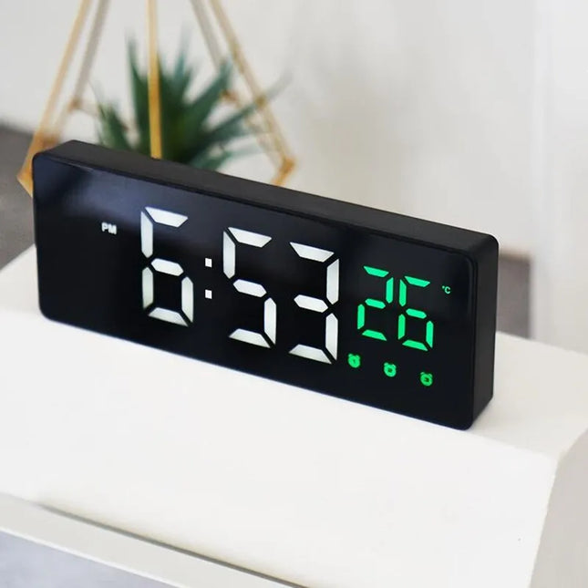 Rechthoekige digitale wekker met USB poort