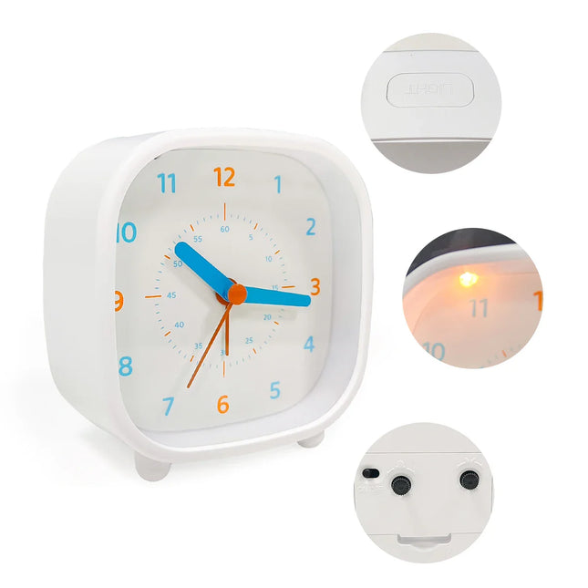 Moderne analoge kinderwekker met cijfers