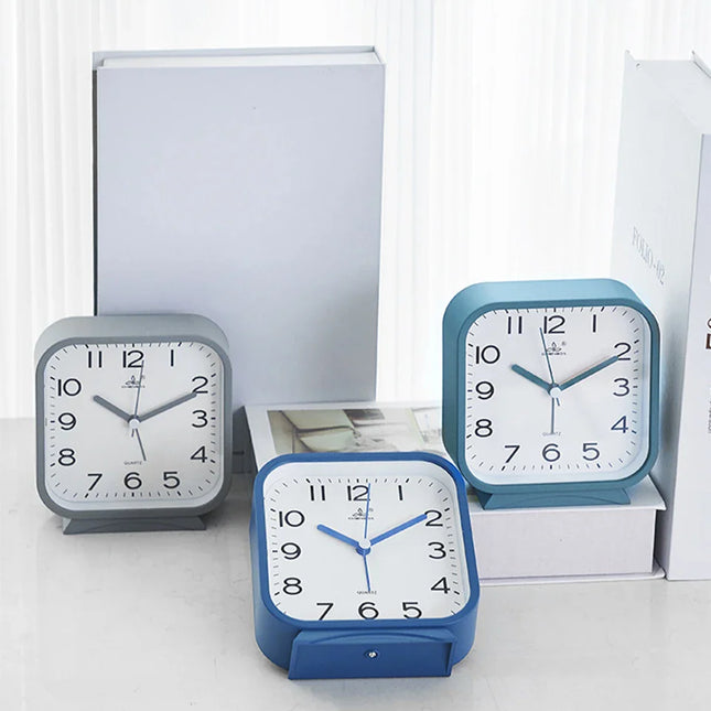 Vierkante analoge wekker voor slaapkamer
