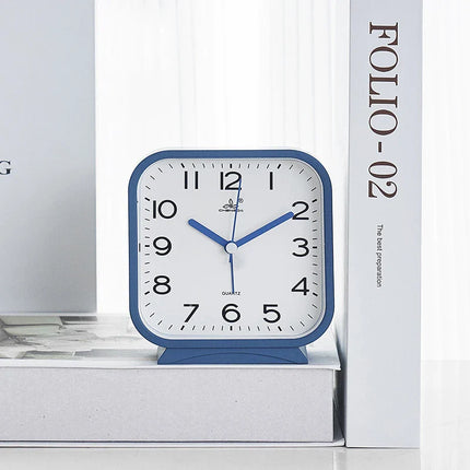 Vierkante analoge wekker voor slaapkamer