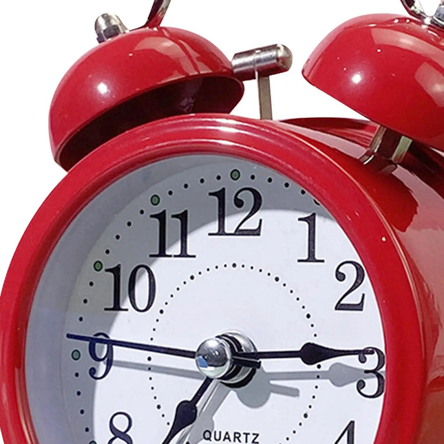 Vintage wekker met luide dubbele bel