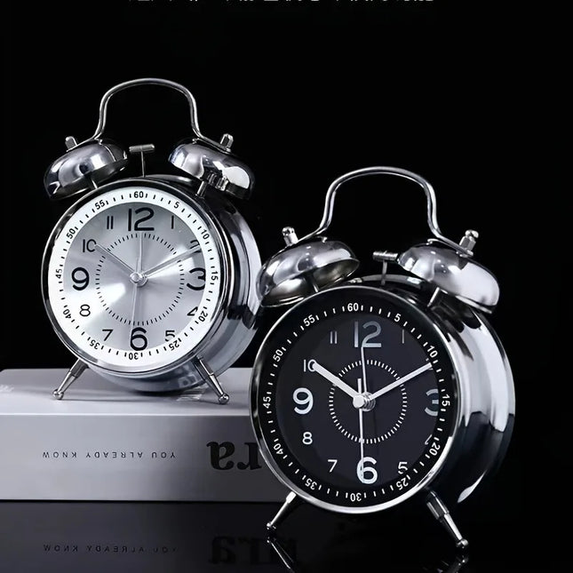 Metalen vintage wekker met dubbele bel