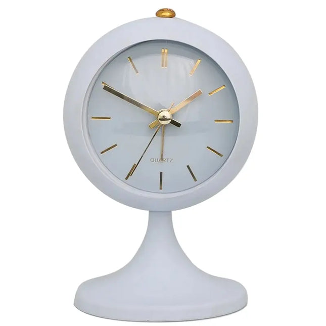 Witte vintage wekker op voet