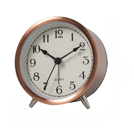 Kleine retro wekker met wijzers