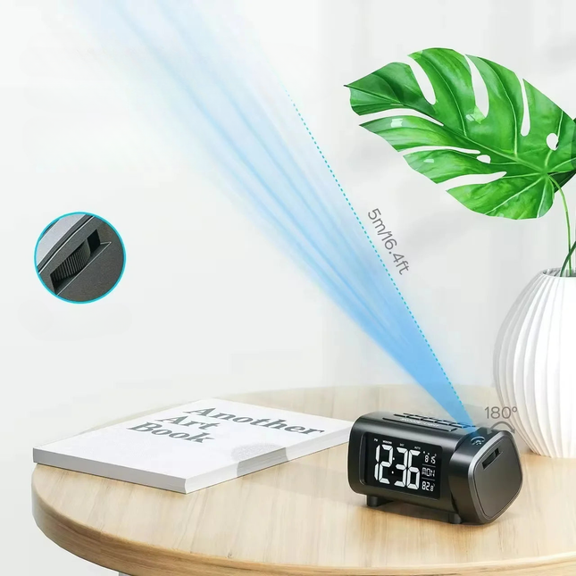 Wekkerradio met projector voor het plafond