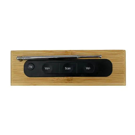 Houten wekkerradio met digitaal display