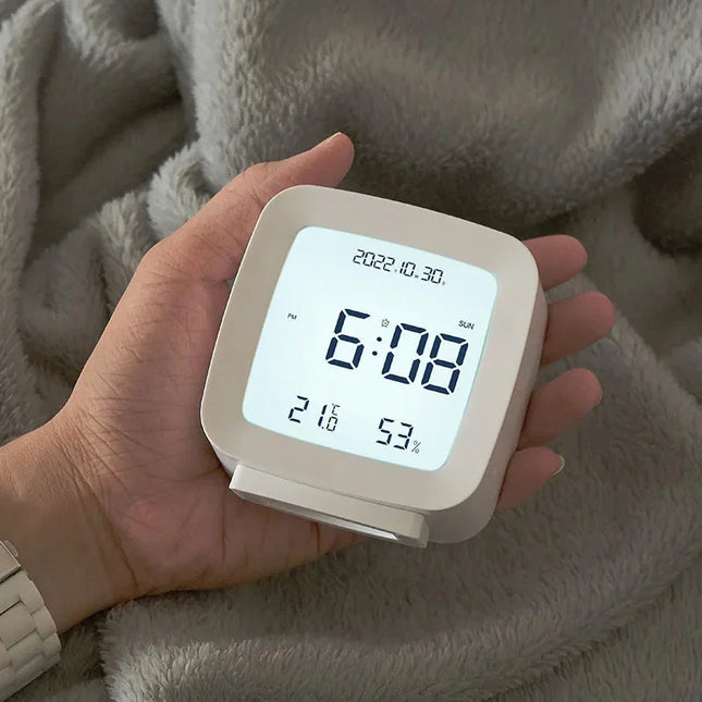 Digitale wekker met slimme nachtverlichting