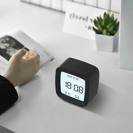 Digitale wekker met slimme nachtverlichting