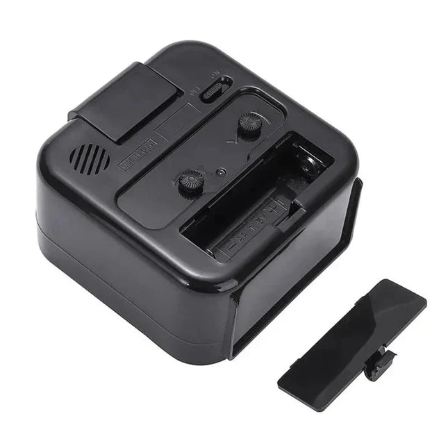 Analoge wekker met stil uurwerk