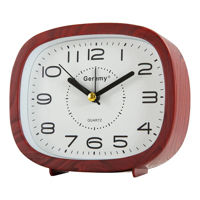 Analoge wekker met grote duidelijke cijfers