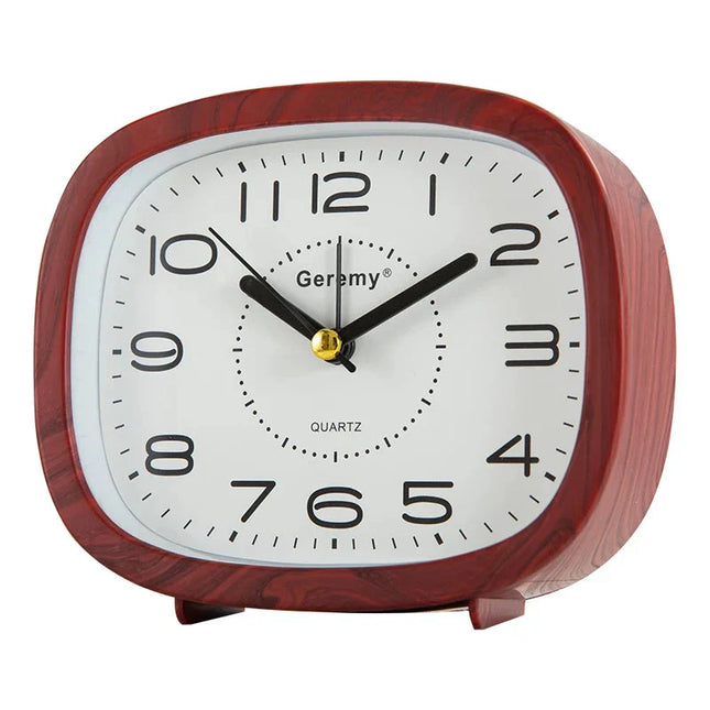 Analoge wekker met grote duidelijke cijfers