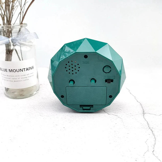 Analoge wekker met grote cijfers