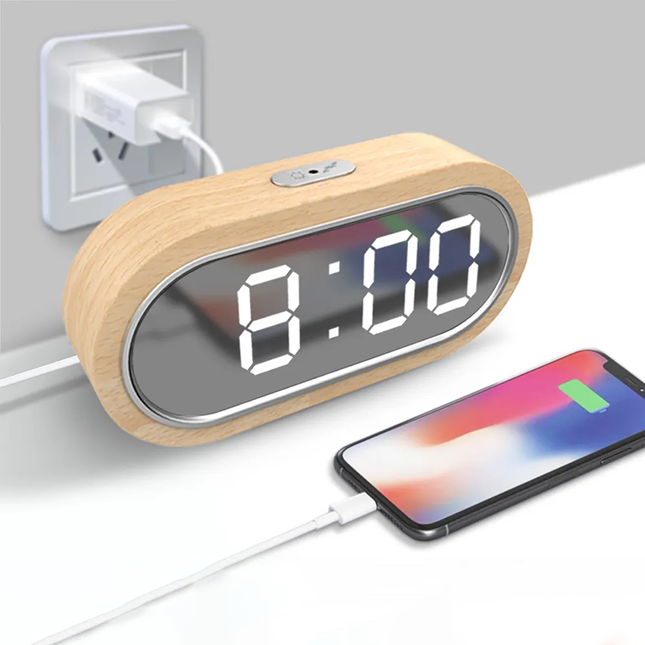 Houten LED wekker met spiegeldisplay