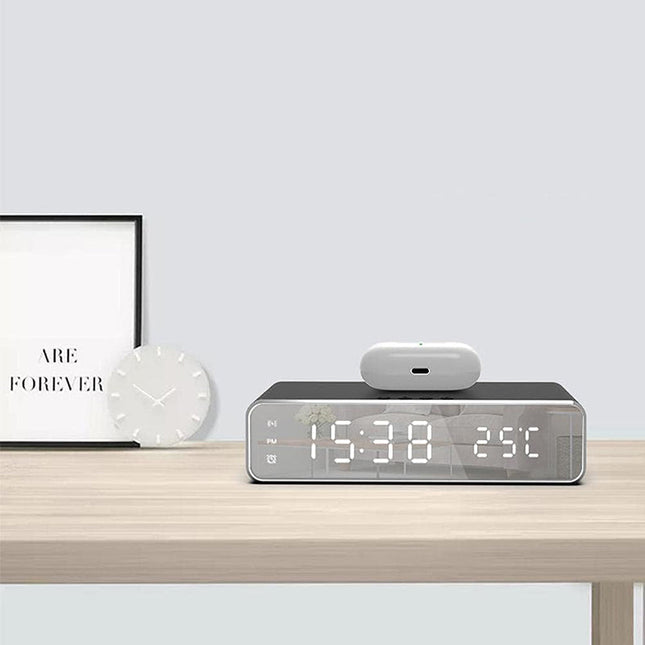 Inductie wekker met temperatuurweergave