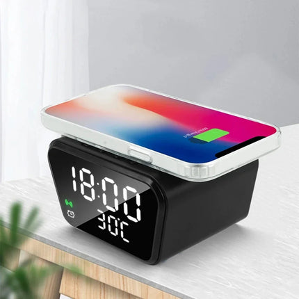 Digitale wekker met draadloze oplader