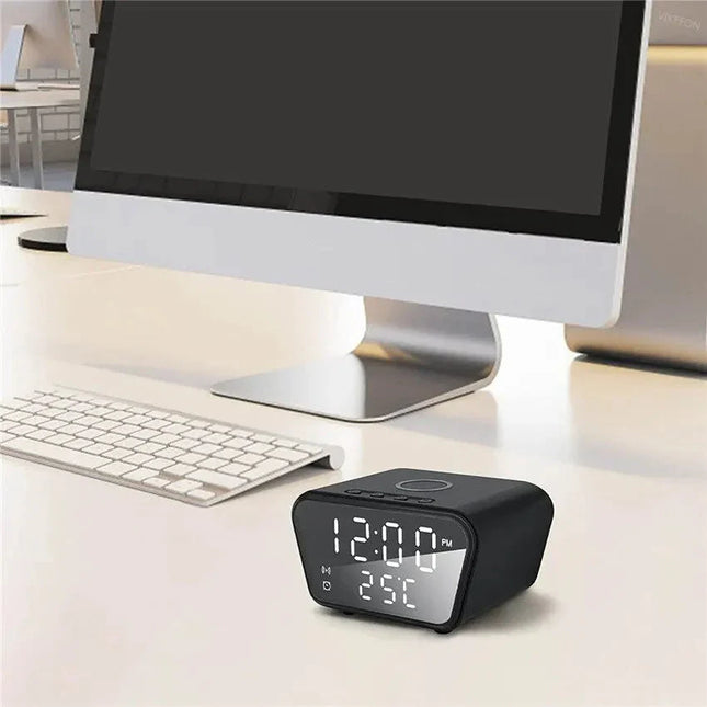 Digitale wekker met draadloze oplader