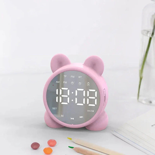 Leuke kinderwekker in de vorm van een beer