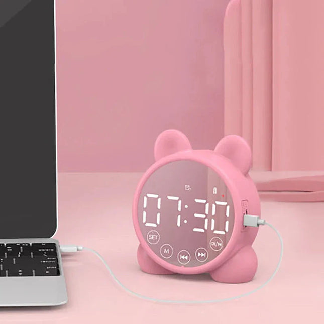 Leuke kinderwekker in de vorm van een beer