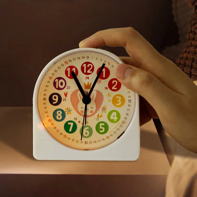 Roze leerwekker met konijn design