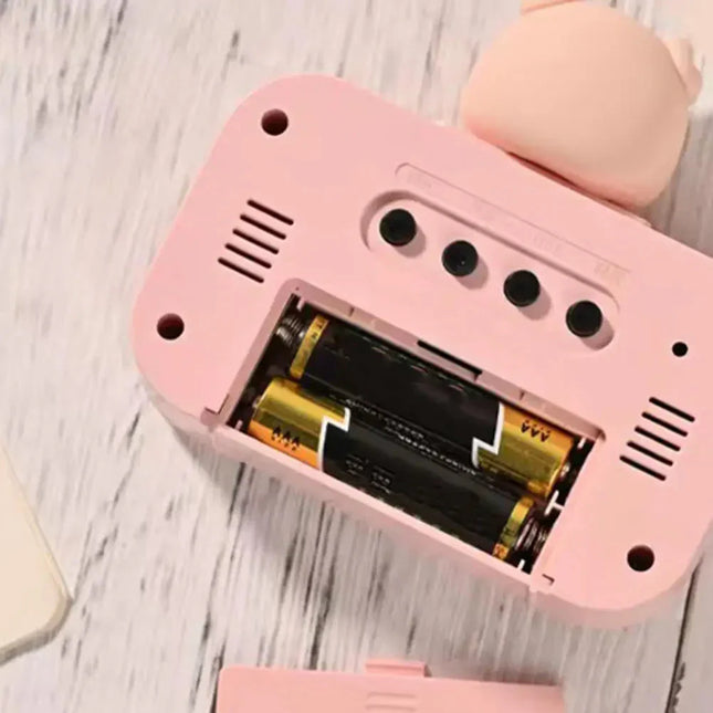 Lichtroze digitale kinderwekker met varken