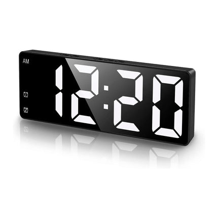 Lichtgevende digitale wekker op batterijen