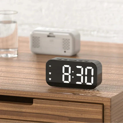 Digitale LED wekker met spiegel display
