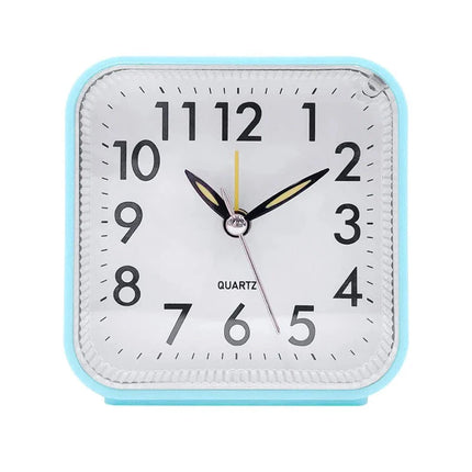 Simpele analoge wekker op batterijen