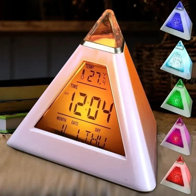Piramide wekker met kleurveranderend licht