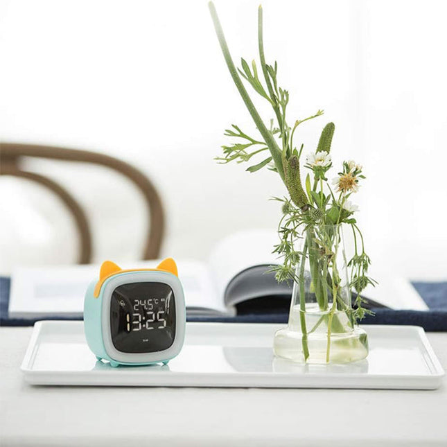 Leuke kattenwekker met nachtlampje functie